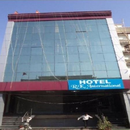 Hotel R K International ラクナウ エクステリア 写真